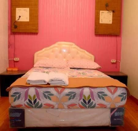 Mojokerto Guesthouse Dış mekan fotoğraf